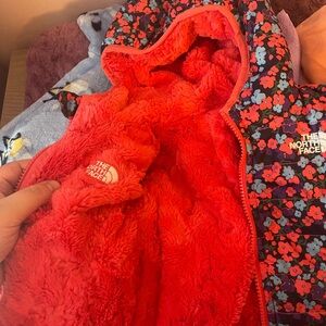 Reversible northface jacket for toddler girl!